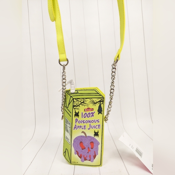 Betsey Johnson Poison Apple Bag - Picture 2 of 15